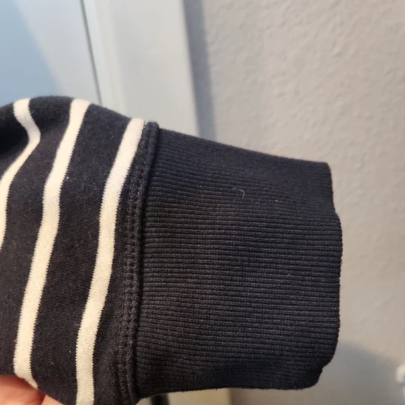 Womens Navy and White Striped Lightweight Sweater Size XXL - Picture 3 of 4